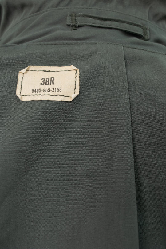 U.S. Military Olive Green Raincoat | Vintage 80s | Size 38R