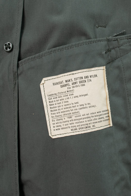U.S. Military Olive Green Raincoat | Vintage 80s | Size 38R